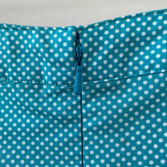 TALBOTS • NWT Turquoise and White Polka Dot A Line Pleated Skirt size 8P - Picture 8 of 16
